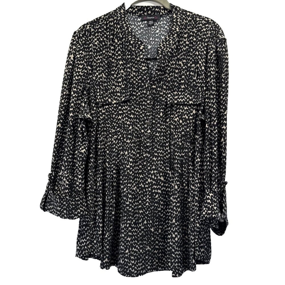 Cocomo Women's Top Size Large Abstract Black Ivory Popover‎ Pleated 3/4 Sleeves